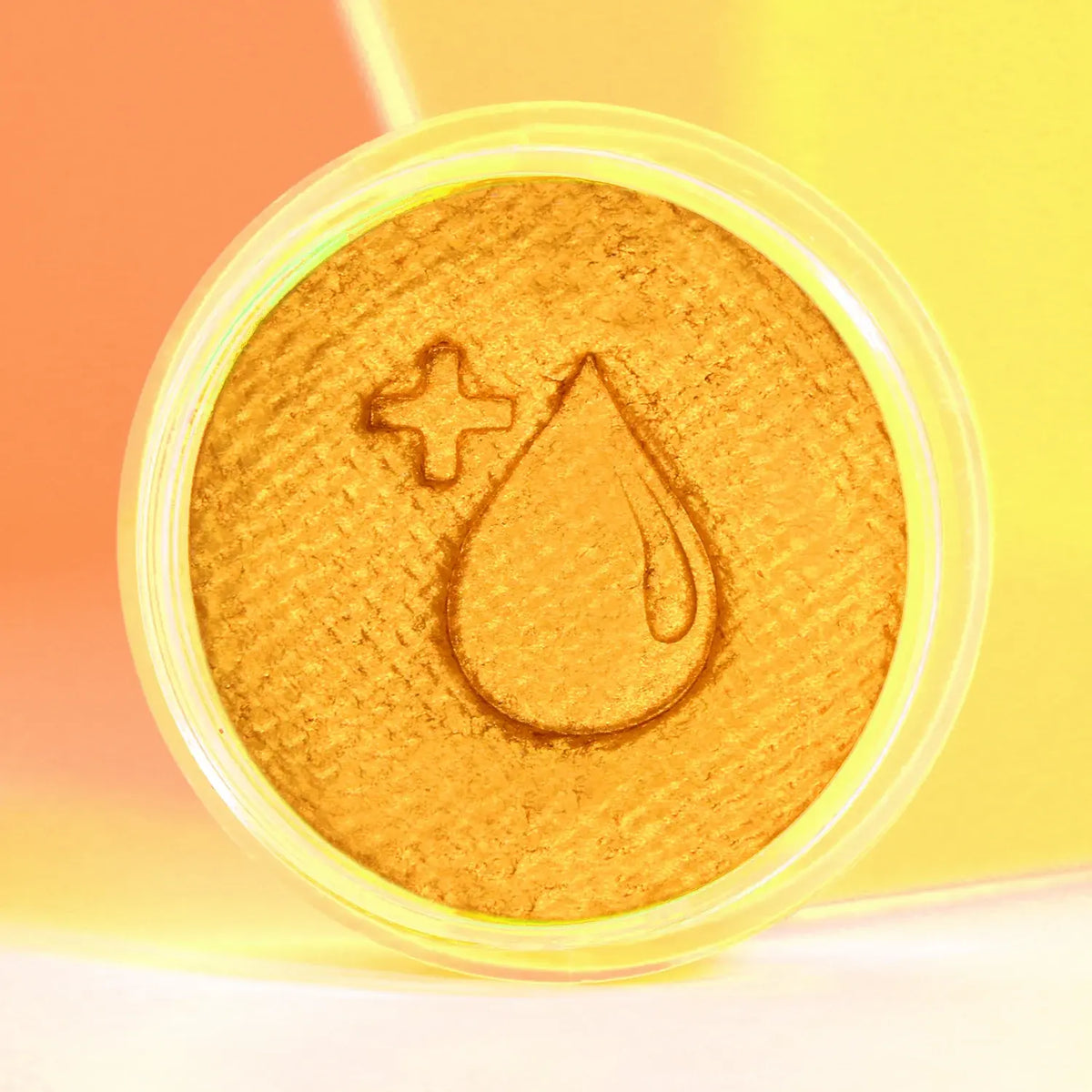 Water activated gold eyeliner from SUVA