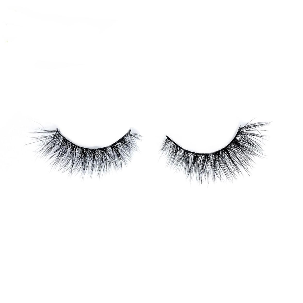 Close up of soft glam lashes in Cherry Bomb 